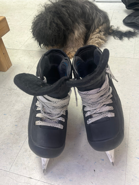 Used True Custom Size 7 Goal Skates