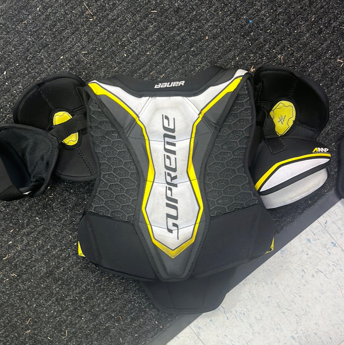 Used Bauer Supreme 2S Pro Junior Medium Shoulder Pads