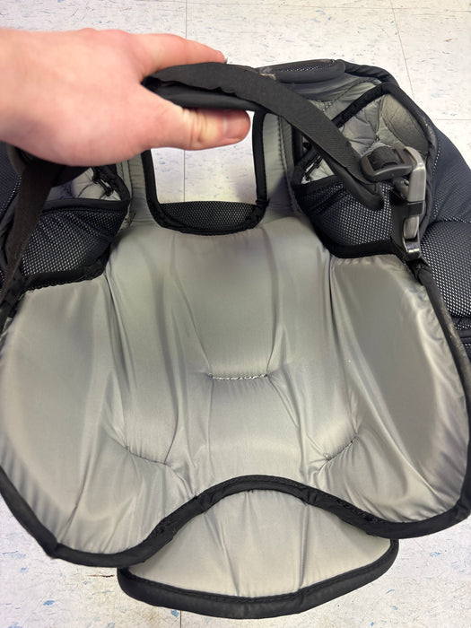 Used Vaughn Velocity V7 Youth Small/Medium Chest Protector