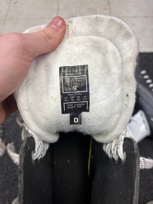 Used CCM Ribcor XT Size 9.0D Skates