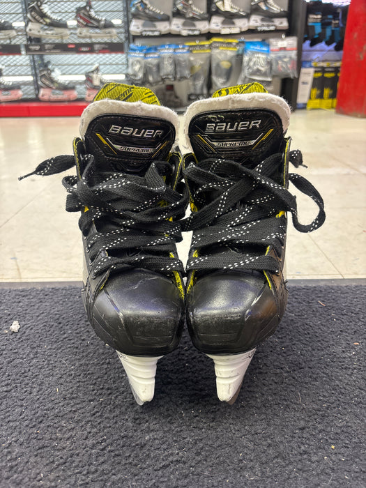Used Bauer Supreme Matrix Size 2.0D Skates