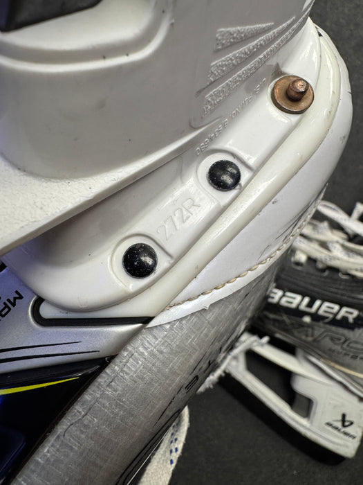 Used Pro Stock Bauer Hyperlite2 Skates 7.5D