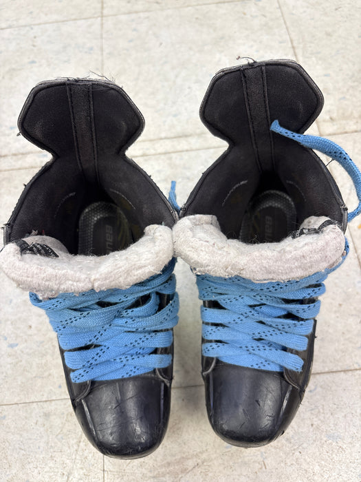 Used Bauer Supreme One.8 Size 3.0D Skates