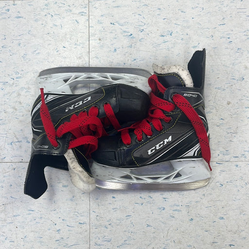 Used CCM Tacks 9040 Size 12 Youth Player Skates