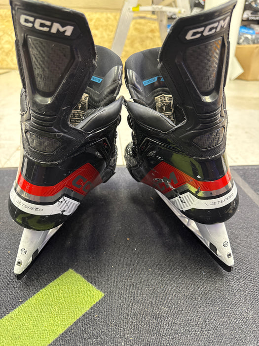 Used CCM FT6 Pro 7D Player Skates