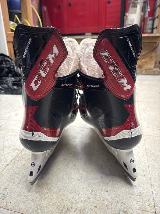 Used CCM JetSpeed FT475 Size 5.0 Intermediate Skates