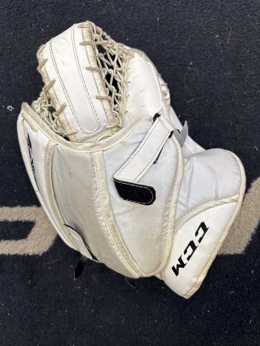 Used CCM Extreme Flex 500 Senior Catcher