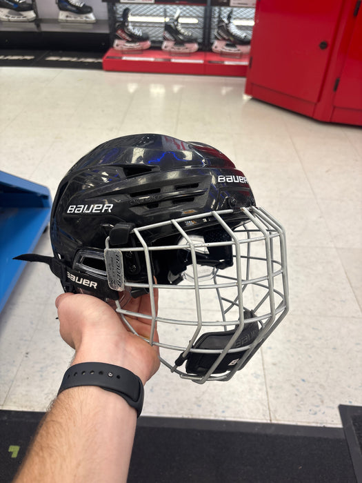 Used Bauer Re-Akt 85 Senior Small Helmet