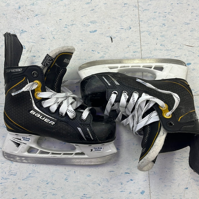 Used Bauer Supreme One.6 Size 13 Youth Players Skates
