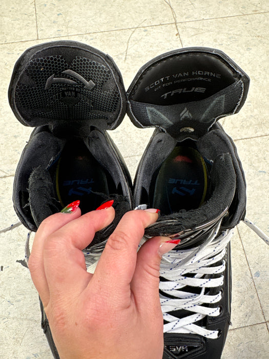 Used True BFiO Custom Size 9.0 D Skates
