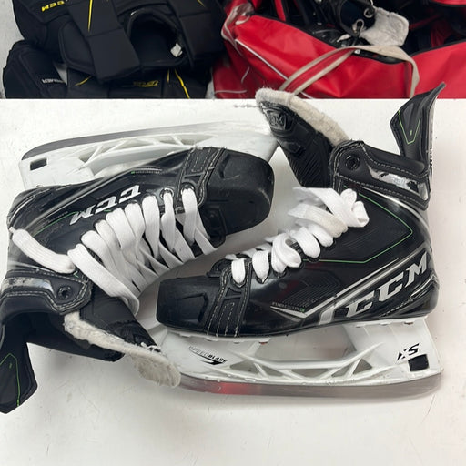 Used CCM Ribcore 90K Junior Player Skates size 6EE