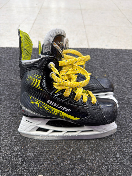 Used Bauer Vapor X4 Youth 13.0D Skates