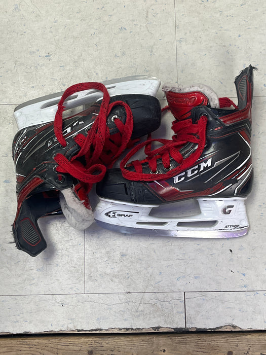 Used CCM JetSpeed FT 480 Size 2.5 Skates