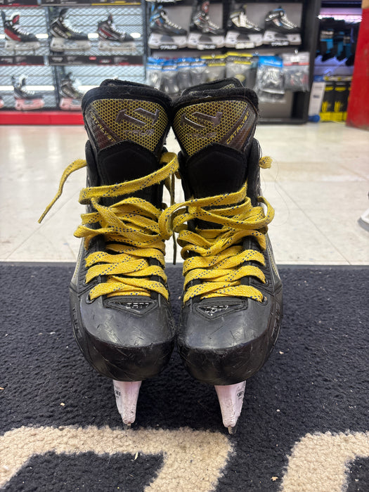 Used True Catalyst 7 Size 2.0R Skates