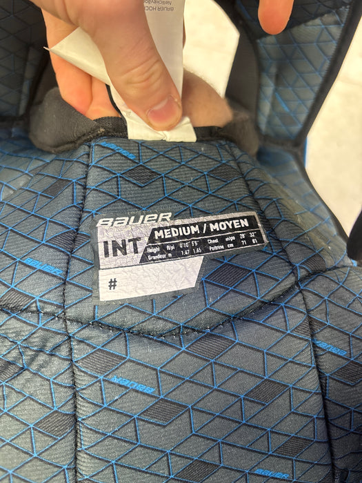 Used Bauer X Intermediate Medium Shoulder Pads