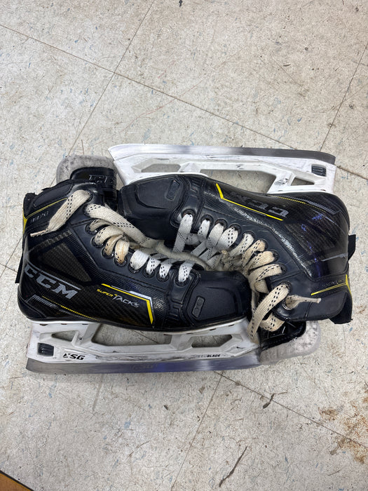 Used CCM Super Tacks 9370 Size 6.0 Goal Skates