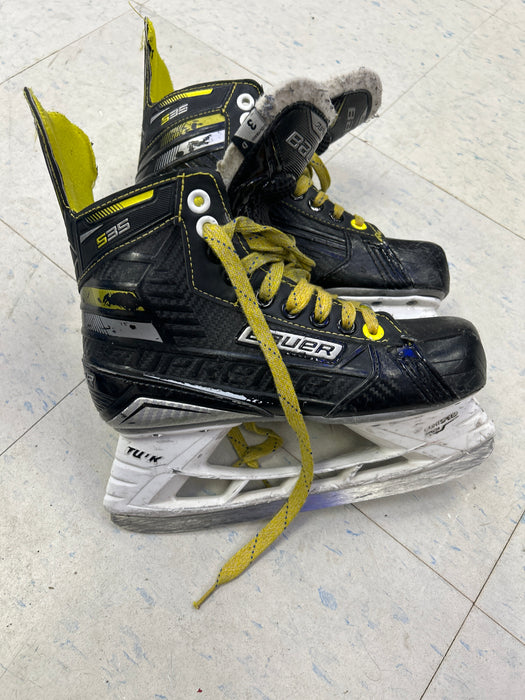 Used Bauer Supreme S35 Junior Player Skates