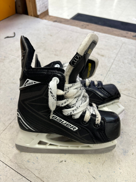 Used Bauer Supreme s140 Size 11.0 Youth Skates