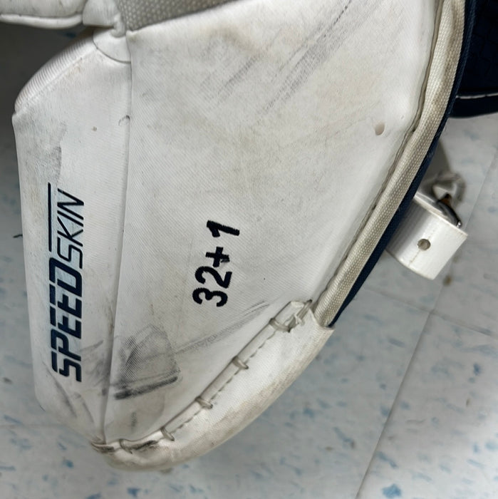 Used CCM P2.9 32+1 Goal Pads