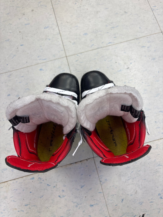 Used Bauer Vapor X5 Pro Youth 13.5D Skates