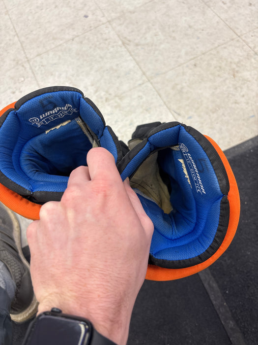 Used Warrior QR6T 13” Senior Glove