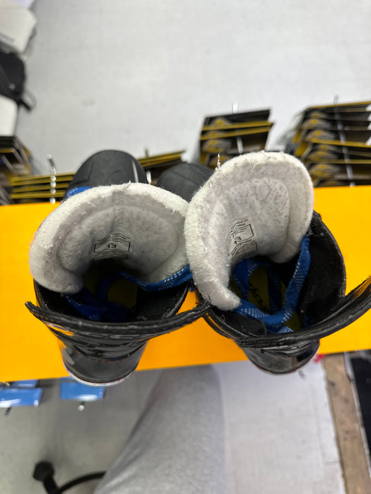 Used CCM Jetspeed FT680 13D Player Skates