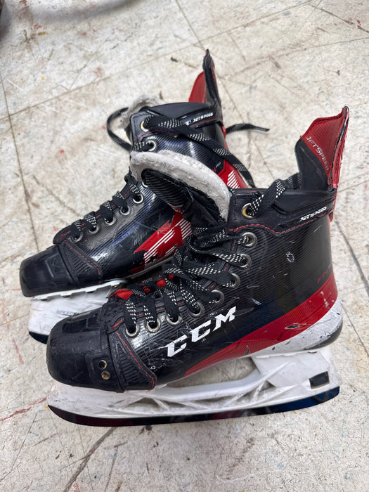 Used CCM Jetspeed FT4 Pro Size 5.0 Skates