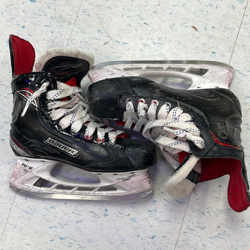 Used Bauer Vapor X600 Size 4.5 Player Skates