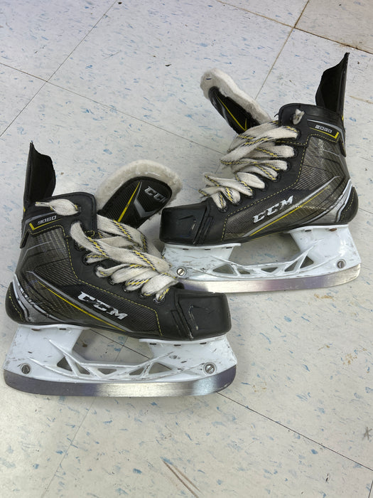 Used CCM Tacks 9060 Junior Player Skates