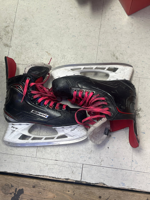 Used Bauer Vapor X600 Size 5.5 Skates