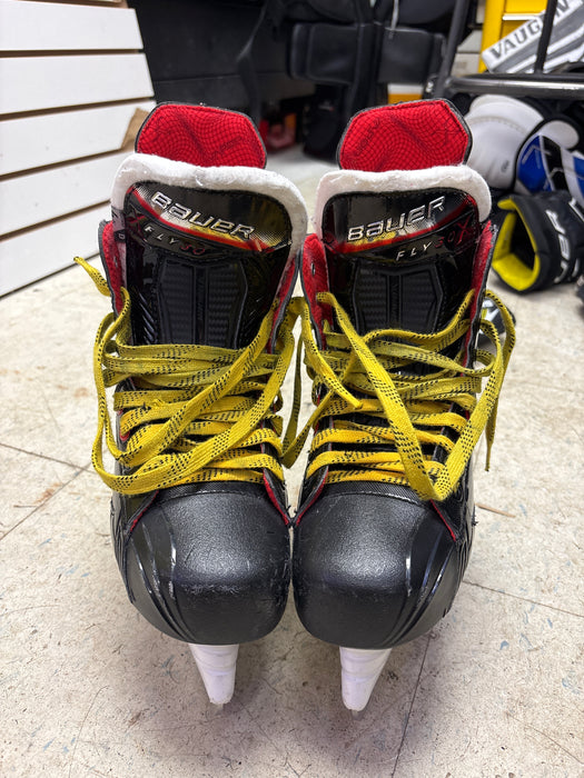 Used Bauer Vapor Fly30 Size 4.5D Skates