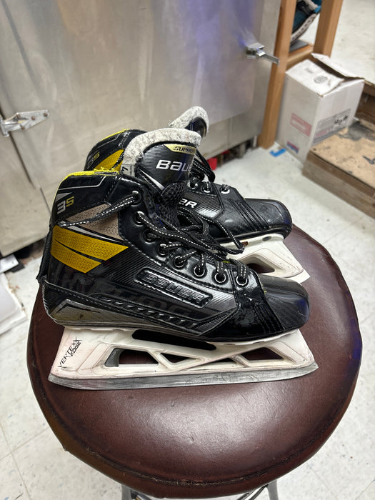 Used Bauer Supreme 3s Size 4.5D Intermediate Goal Skates