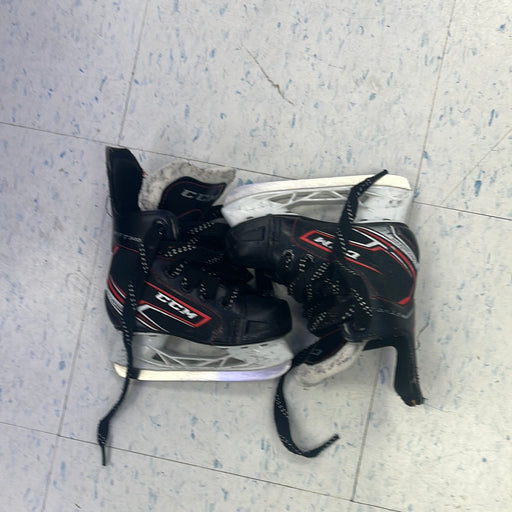 Used CCM JetSpeed FT340 Size 9 Youth Player Skates