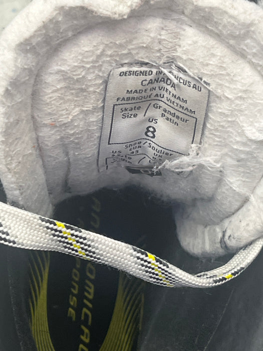 Used CCM Tacks 9060 Size 8 Skates