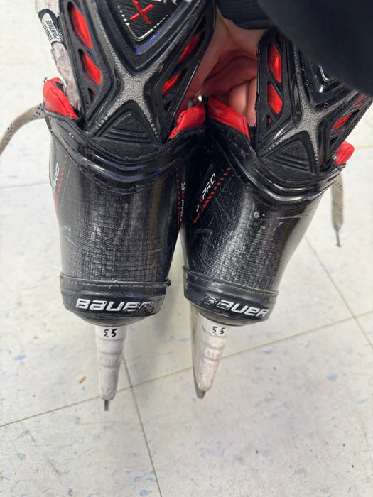Used Bauer Vapor 3X PRO Player Skates 5.5 Fit 1