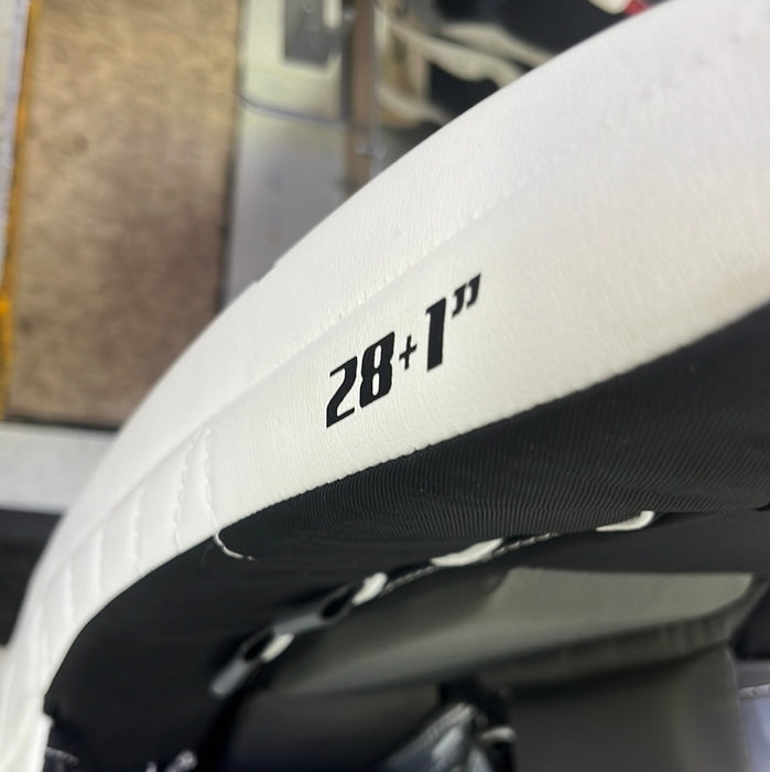 Used Warrior Ritual R/G4 28+1 Goal Pads