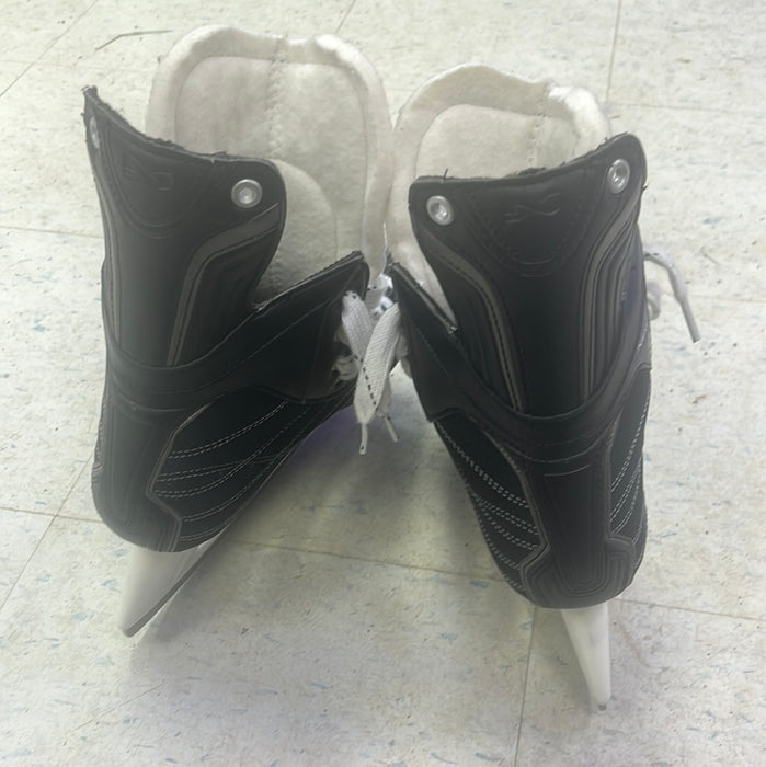 Used Bauer Nexus 44 Size 7 Player Skates