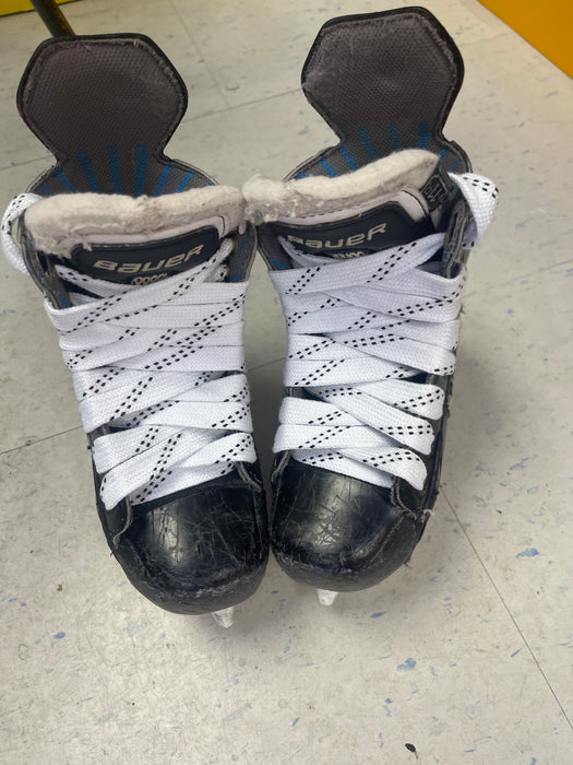 Used Bauer Supreme 190 Size 11 Youth Skates