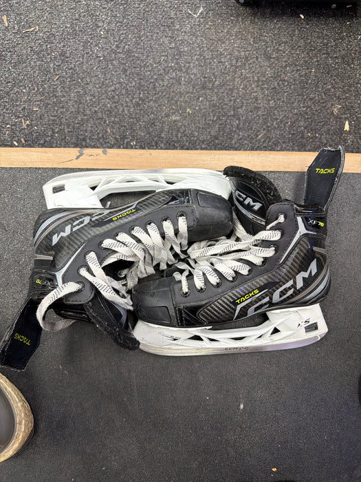 Used CCM Tacks XF70 Size 5.0R Skates