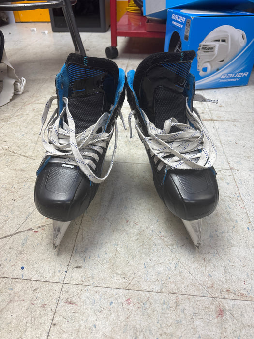 Used Bauer GSX Goalie Skates Size 7.0 D