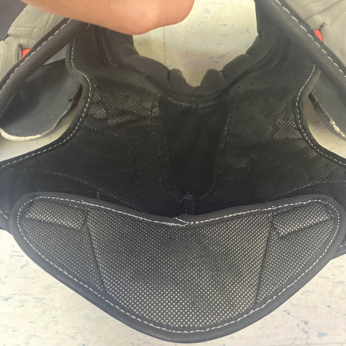 Used Bauer Vapor 1x Lite Senior Small Shoulder Pads