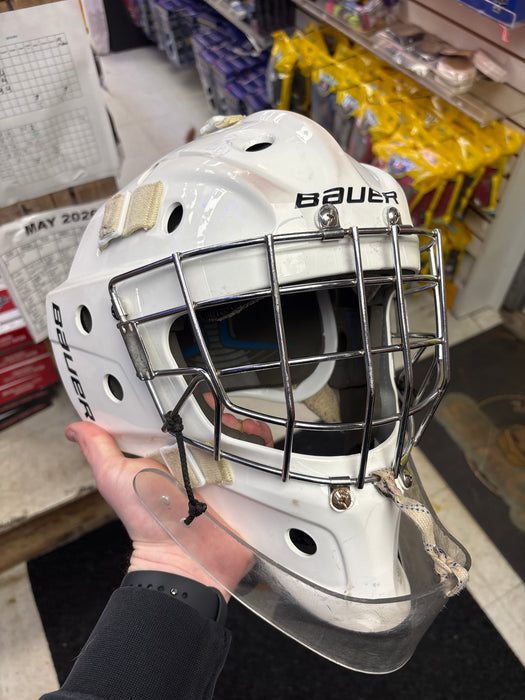 Used Bauer 930 Senior Small/Medium Mask