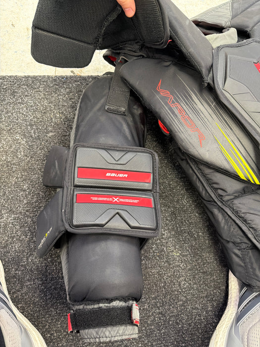 Used Bauer Vapor Hyperlite2 Senior Small Chest Protector