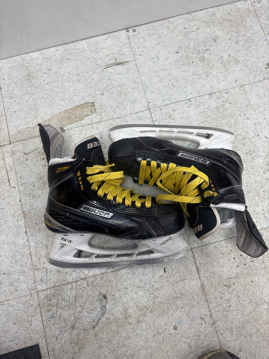 Used Bauer Supreme MX3 Size 4.0D Skates