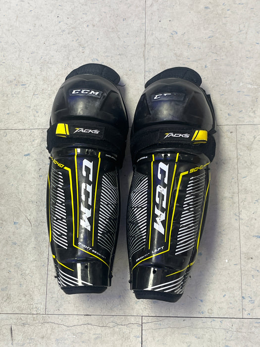 Used CCM Tacks 9040 11" Shin Pads