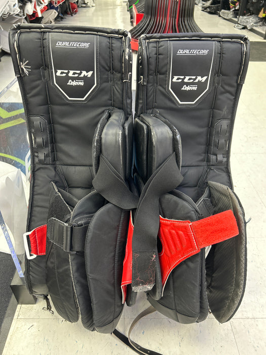 Used CCM EFlex 4.9 Intermediate Goal Pads