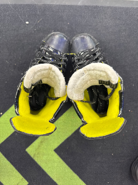 Used Bauer Supreme 3S 13.5Y Youth Player Skates