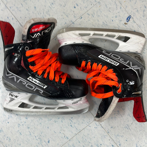 Used Bauer Vapor X3.7 Size 6.5EE Player Skates