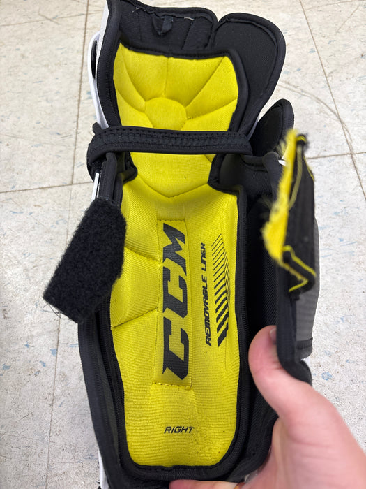 Used CCM Tacks Classic Pro 13" Shin Guards￼