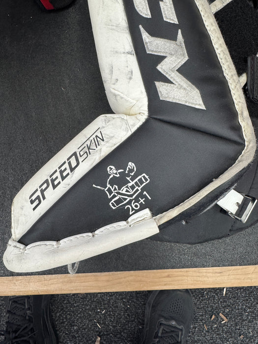 Used CCM Eflex 5.5 Goalie Leg Pads 26"+1"